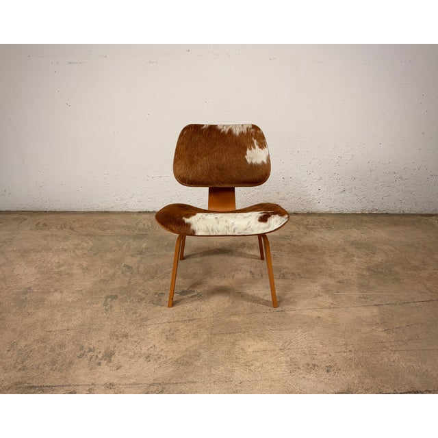 Brown Eames Plywood Group LCW Chair for Vitra by Charles & Ray Eames, 2000s For Sale - Image 8 of 13