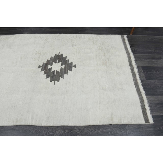 1970's Turkish Handmade Beige Kilim Rug For Sale - Image 10 of 11
