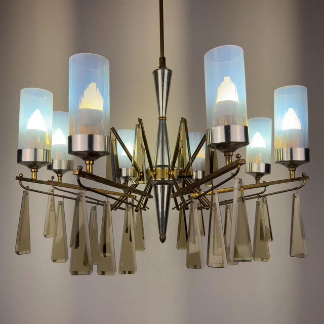 Large Mid-Century Italian Sculptural Chandelier in Brass and Glass, Italy, 1950s For Sale - Image 14 of 18