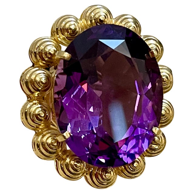 50 Carat Amethyst Cocktail Ring in Solid 18 Karat Yellow Gold 29 Grams For Sale - Image 15 of 18