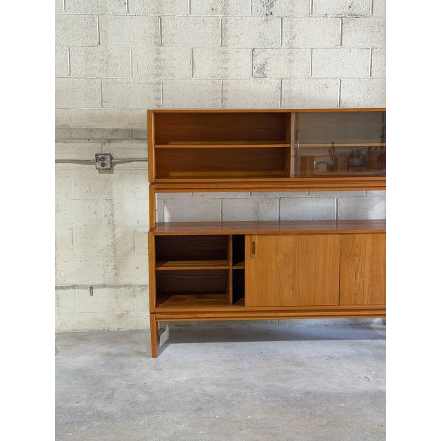 Brown Mid Century Modern Danish Teak Hutch Credenza Display Cabinet 2 Piece 1960s For Sale - Image 8 of 10