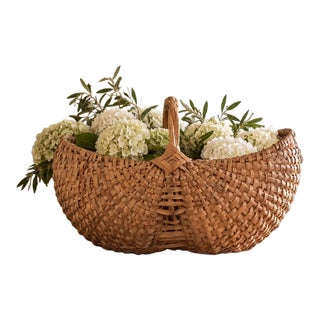 Large Early 20th Century American Splint Oak Buttocks Gathering Basket For Sale