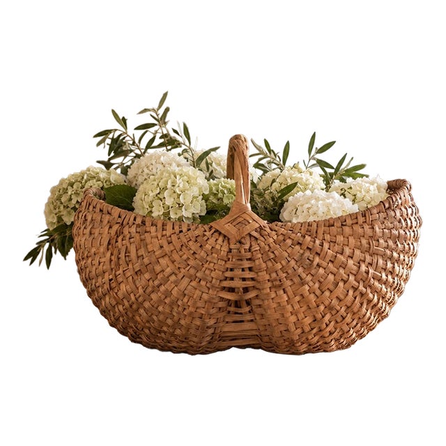 Large Early 20th Century American Splint Oak Buttocks Gathering Basket For Sale