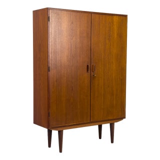 Danish Cabinet in Teak by Børge Mogensen for Søborg Møbelfabrik, 1960s For Sale