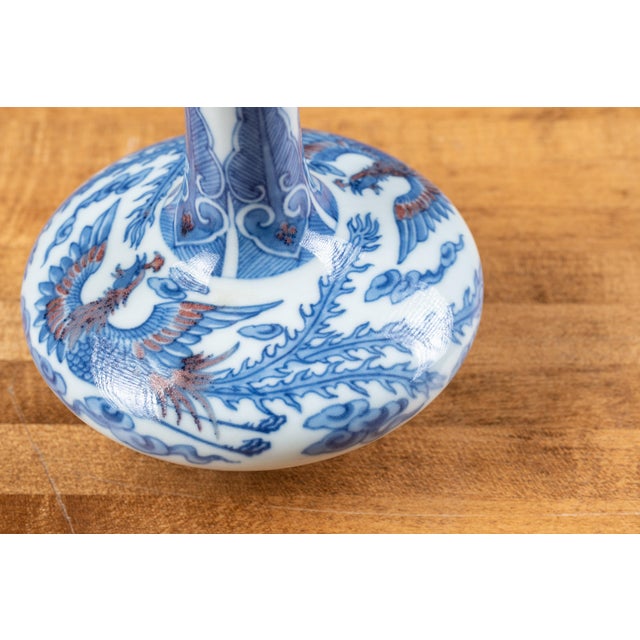 18th Century Qianlong Period Porcelain Table Vase For Sale - Image 4 of 9