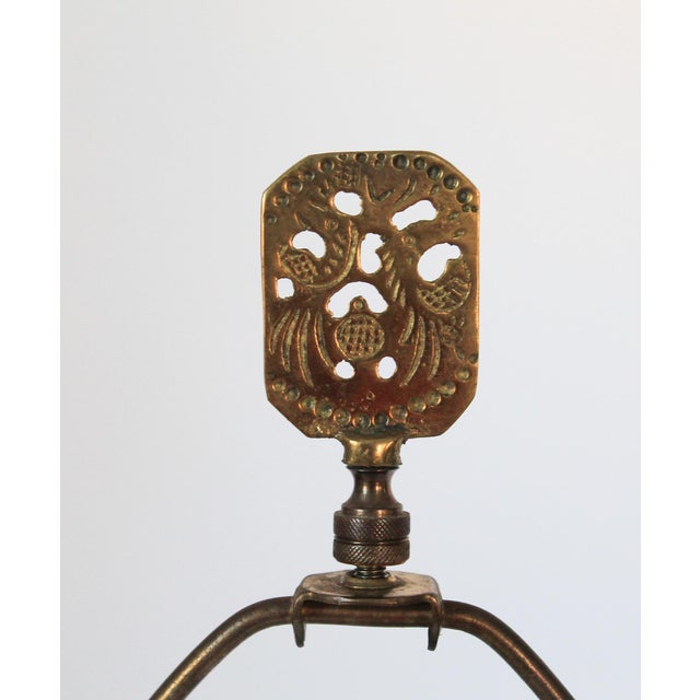 Vintage Brass Chinoiserie Table Lamp W/ Greek Key Detail For Sale - Image 11 of 18