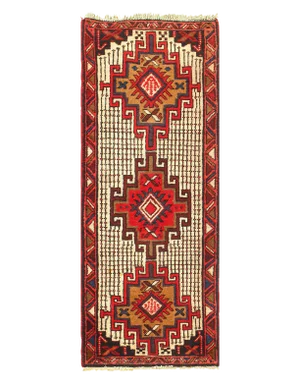 1980s Vintage Persian Vintage Heriz Rug- 1′9″ × 4′8″