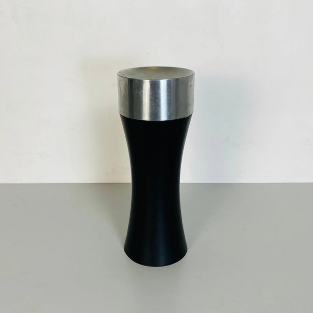 Mid-Century Modern Italian Black Floor Steel Ashtray, 1970s For Sale - Image 3 of 9
