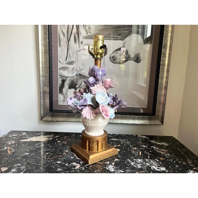 Blue Mid 20th Century Italian Capodimonte Bouquet Lamp & Shade For Sale - Image 8 of 18