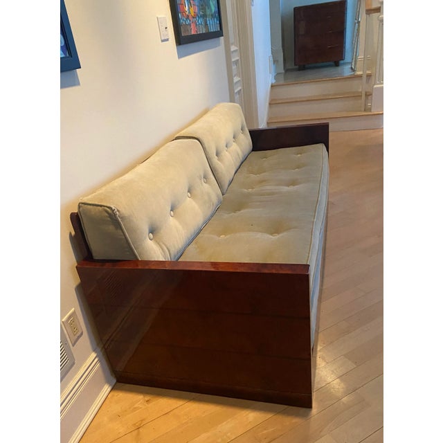 1940s Art Deco Upholstered Mahogany Sofa Day Bed with Celadon Velvet Fabric For Sale - Image 4 of 10