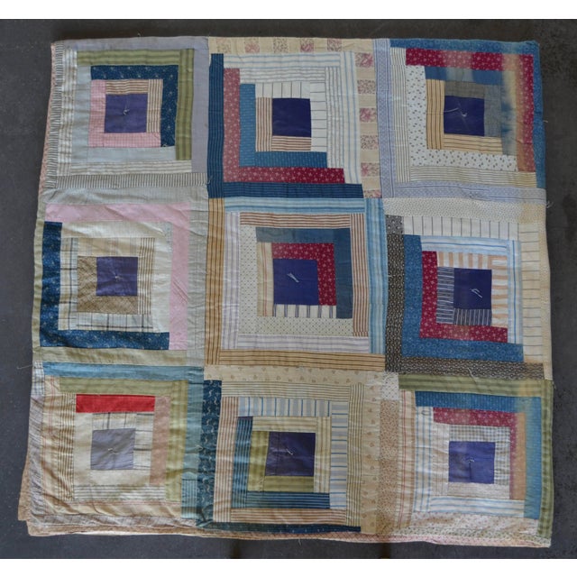 Cabin Early Log Cabin Quilt With a "Barn Raising" Layout For Sale - Image 3 of 15