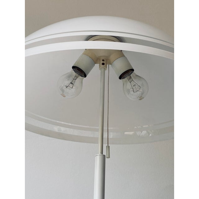Postmodern Table Lamp in Metal and Plastic For Sale - Image 5 of 14