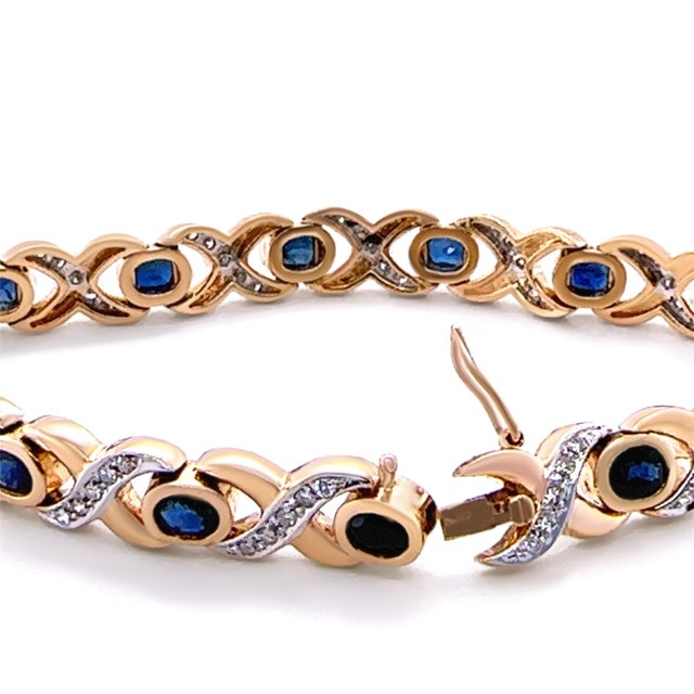Contemporary 14ct Yellow Gold Sapphire and Diamond Bracelet 0.56ct 20.13g For Sale - Image 3 of 8