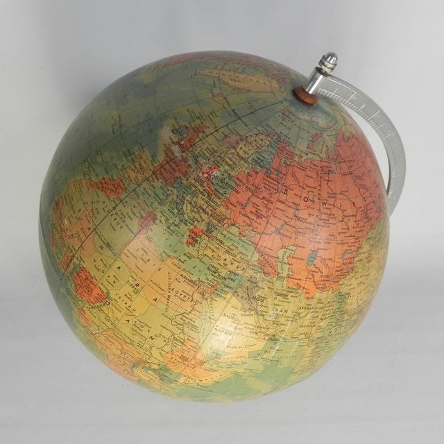 Rath Globe in Papier-Mâché on Wooden Base, 1975 For Sale - Image 4 of 16
