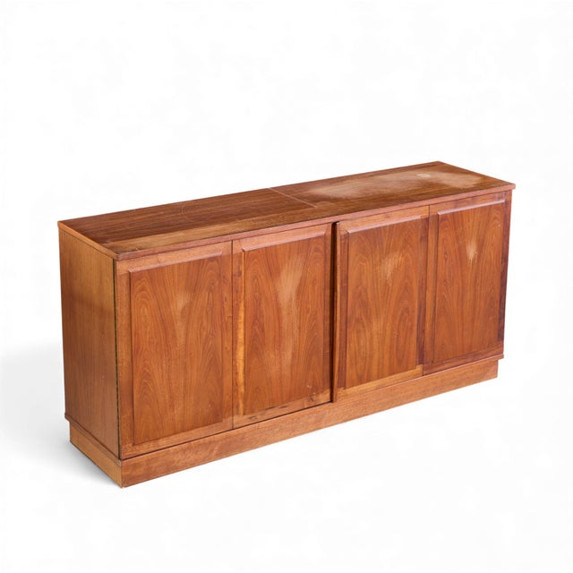 Mid 20th Century Jack Cartwright for Founders Mid Century Walnut and Cane Credenza and Hutch For Sale - Image 15 of 15
