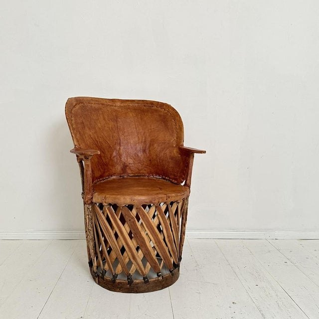 Mid-Century Modern Mexican Equipales Armchair in Leather and Wood, 1970 For Sale - Image 4 of 13