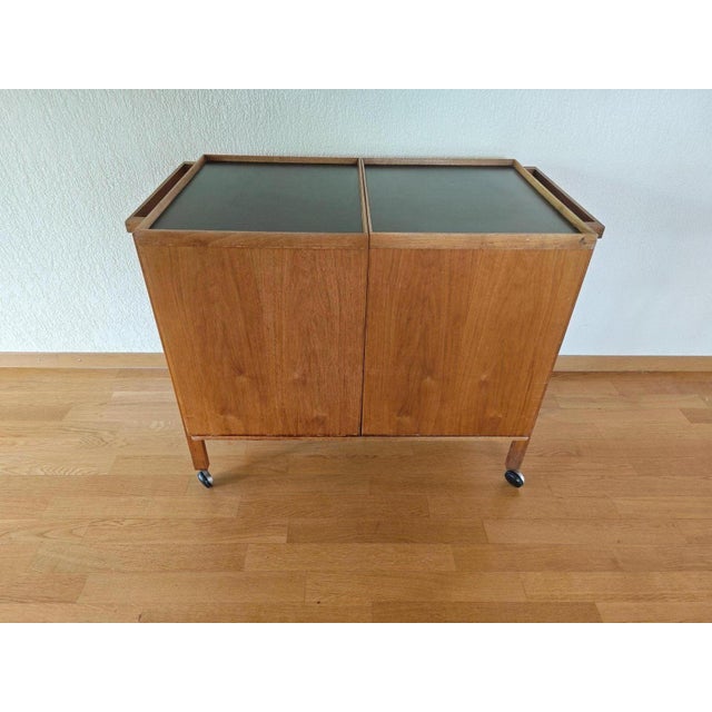 Mid-Century Modern Serving Trolley in Teak by Niels Glasdam, 1970s, in Very Good conditions. Designed 1970 to 1979
