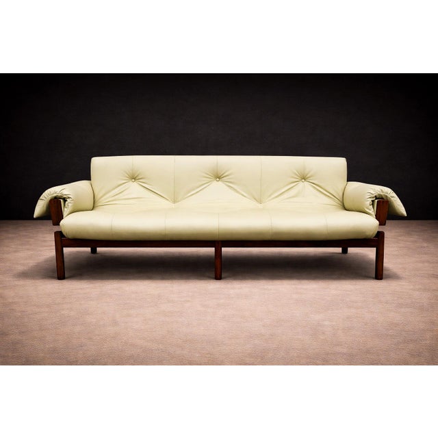 Wood “MP-13” Sofa in Rosewood & Leather, Percival Lafer, 1967 - Lot 61 For Sale - Image 7 of 12