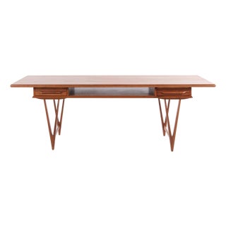 Model 32 Coffee Table in Teak by E. W. Bach, Denmark, 1960s For Sale
