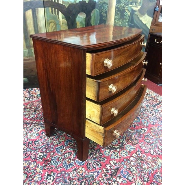 English Antique Bowfront Chest of Drawers, Mahogany Chest For Sale - Image 3 of 14