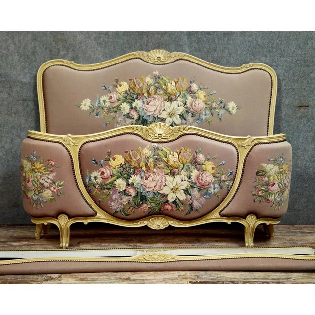 Cream Louis XV Style Basket Bed in Carved Wood and Floral Tapestry For Sale - Image 8 of 8