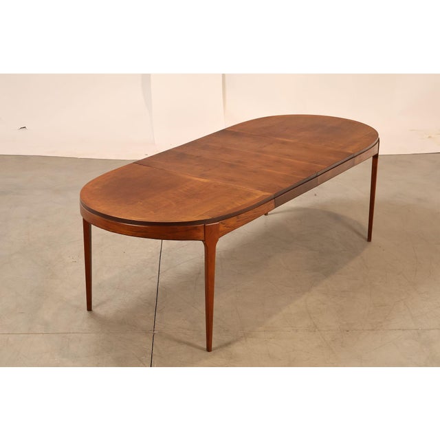 Mid-Century Modern Lane 'Rhythm' Mid Century Modern Walnut Expandable Dining Table For Sale - Image 3 of 18