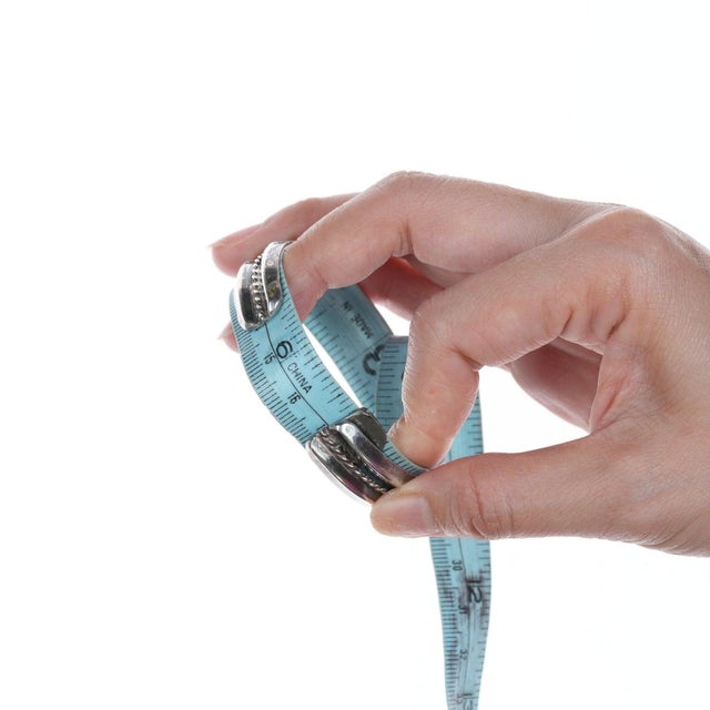 Metal 6 5/8" Vintage Navajo hand stamped silver twisted wire bracelet For Sale - Image 7 of 10