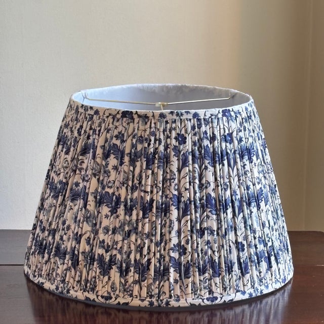 Vintage Blue and White Jacobean Style Floral Pleated Lampshade For Sale - Image 9 of 17