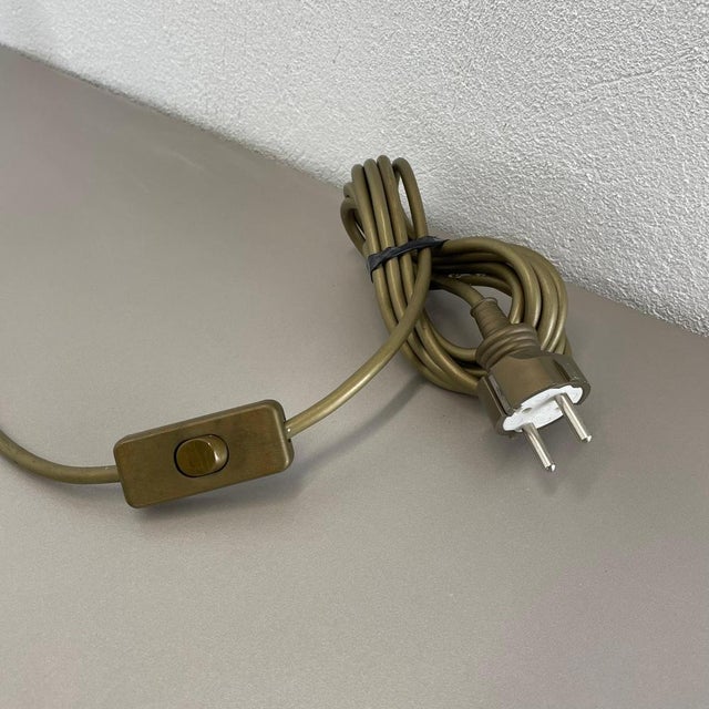 Large Swing Arm Brass & Acrylic Glass Wall Light in the style of Stilnovo, Italy, 1970s For Sale - Image 14 of 18