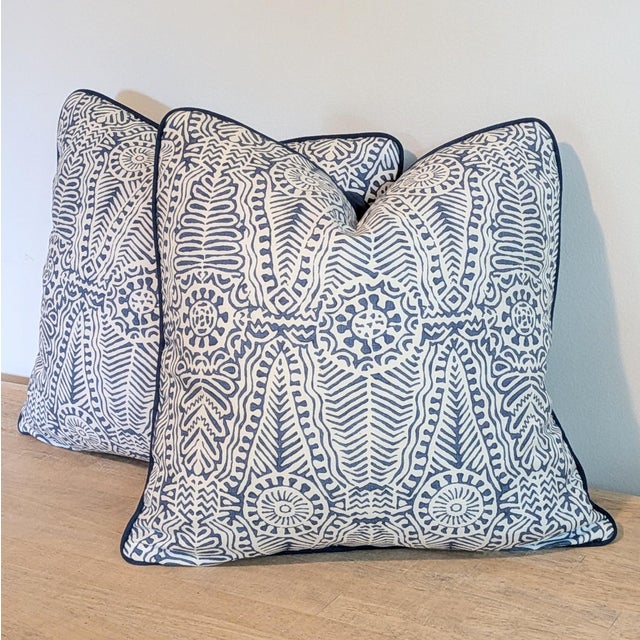 Lee Jofa Lee Jofa Drayton Pillows in Indigo- 20" Pair For Sale - Image 4 of 5