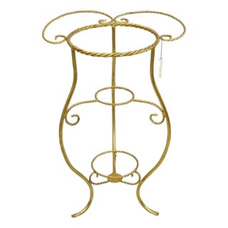 Mid 20th Century Italian Hollywood Regency Gold Iron Rope 3 Tier Bath Washstand Plant Stand Table For Sale