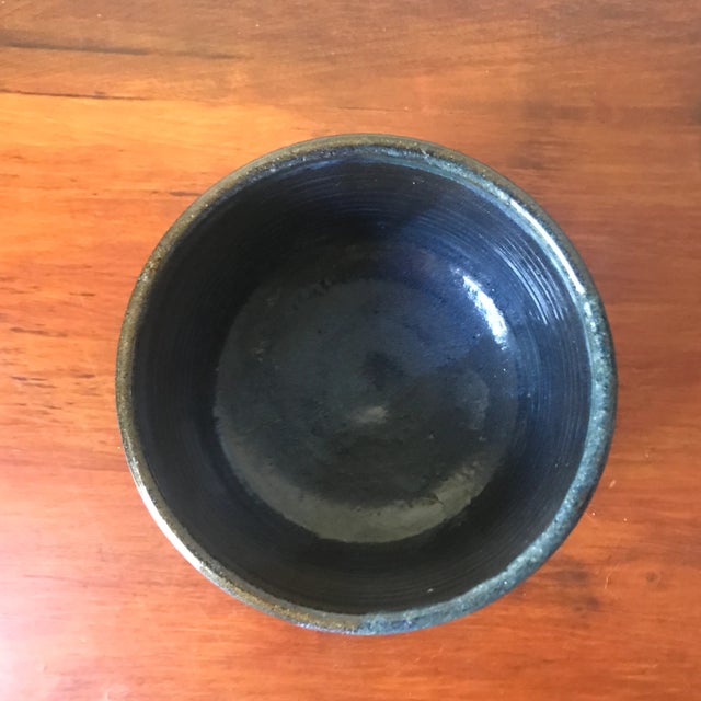 Vintage Mid Century Modern Wax Resist Blue Stoneware Pottery Cachepot or Bowl For Sale - Image 4 of 7