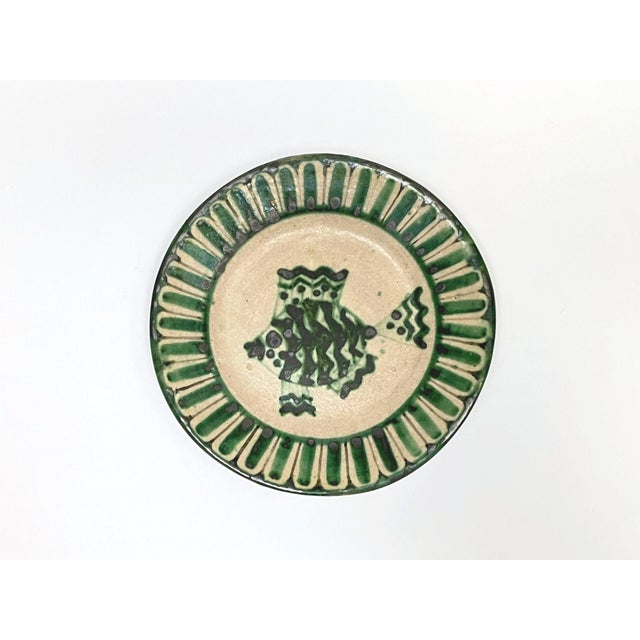 Vietri Plates in Green with Fish and Caravels from Avallone Ceramics Factory, 1930s, Set of 4 For Sale - Image 10 of 15