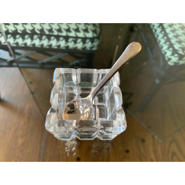 English 1950s English Crystal Salt Cellar's With Waffle Pattern & Seven Silver Salt Spoons- 15 Pieces For Sale - Image 3 of 9