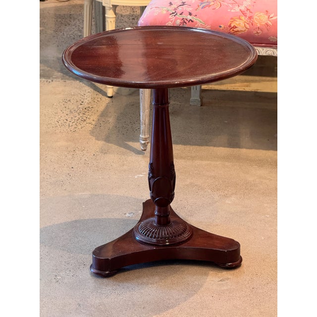 1920s English Mahogany Side Table For Sale - Image 4 of 5