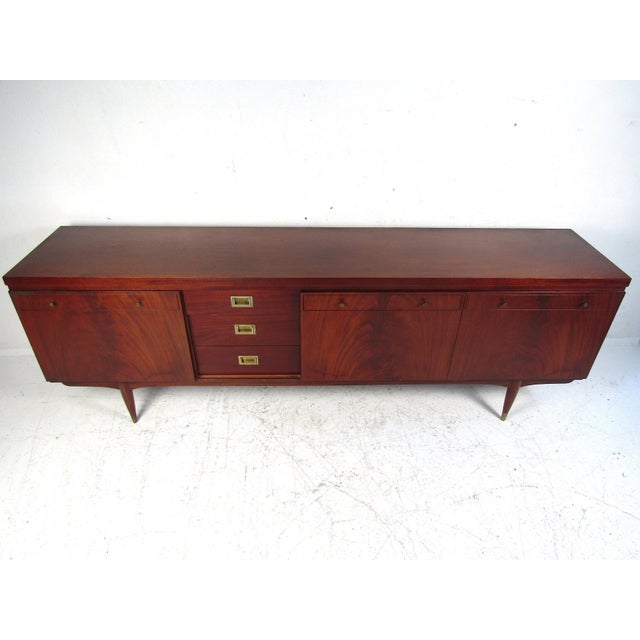 1960s Long Mid-Century Modern Server by Greaves & Thomas For Sale In New York - Image 6 of 12