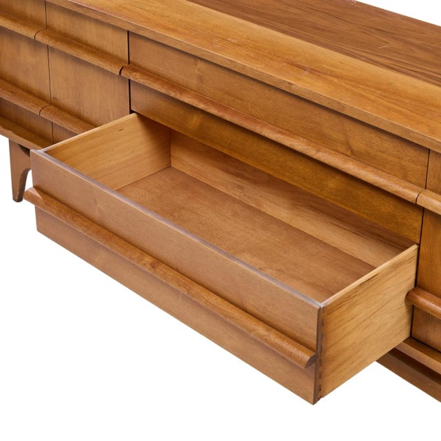 Young Manufacturing Mid Century Walnut Curved Credenza and Hutch For Sale - Image 11 of 12