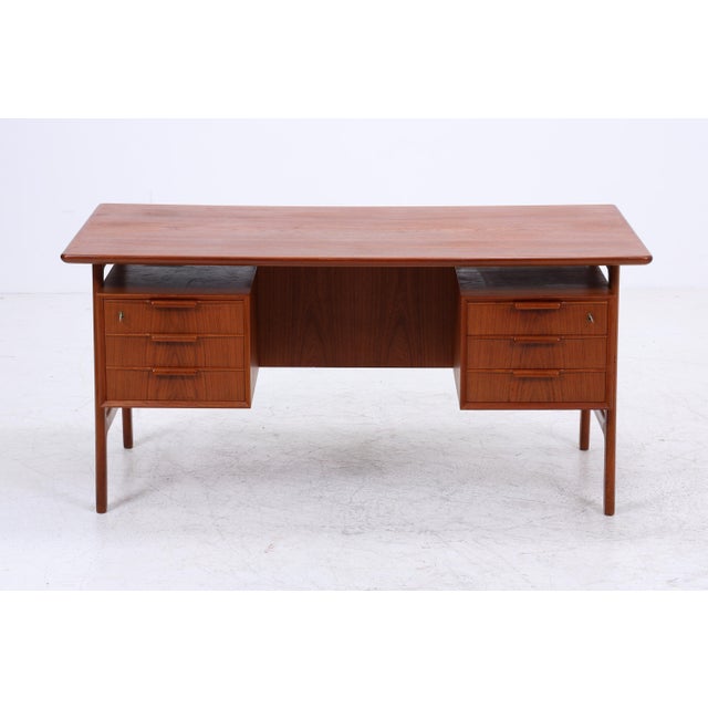 Mid-Century Danish Model 75 Desk in Teak by Gunni Omann for Omann Jun, 1960s For Sale - Image 3 of 18