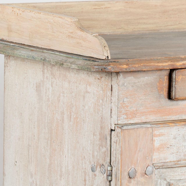 Gray 19th Century Swedish Original Hand-Painted Pine Sideboard Buffet Cabinet For Sale - Image 8 of 18