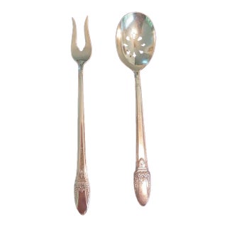 Mid 20th Century 1847 Rogers Bros First Love 2-Pc Serving Set For Sale