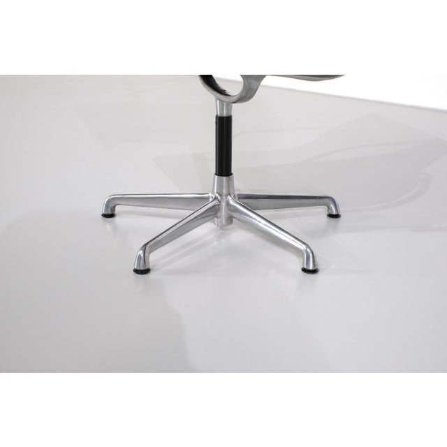 EA 103 Chairs by Charles Ray Eames for ICF, 1990s, Set of 4 For Sale - Image 12 of 16