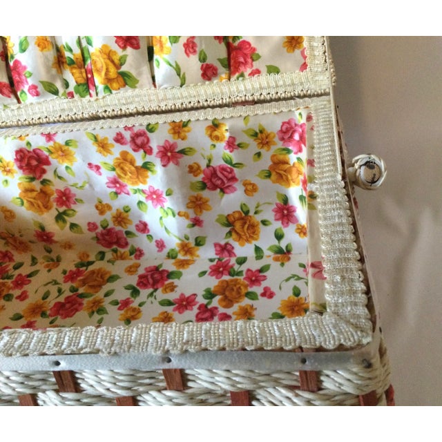 White Vintage Mid Century Sewing Basket For Sale - Image 8 of 18