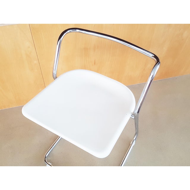 Claudio Salocchi White Plastic and Chrome-Plated Metal Stools by C. Salocchi for Alberti, 1970s, Set of 2 For Sale - Image 4 of 18