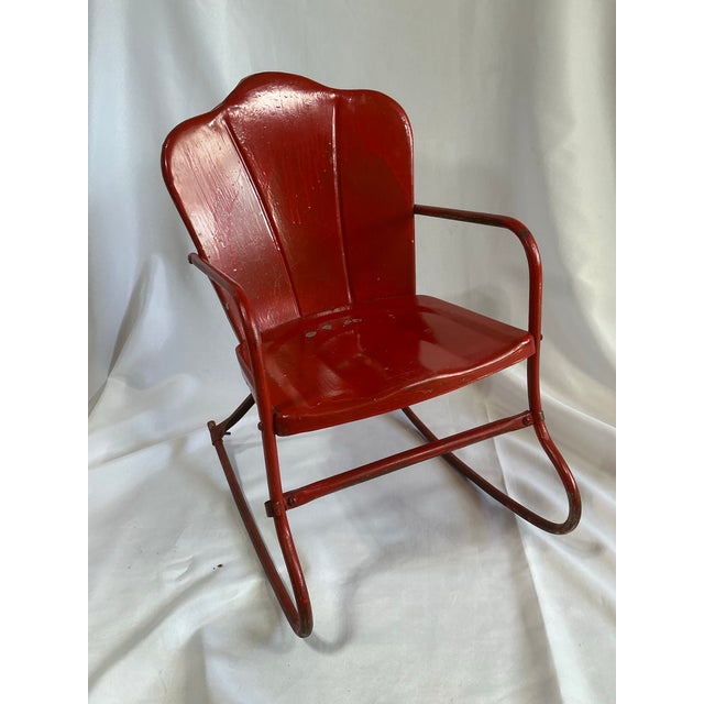 1940s 1930’s Rare Vintage John Gordon Rideout Red Clamshell Metal Child's Chair For Sale - Image 5 of 11