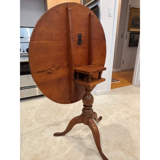 Queen Anne Antique Queen Anne Pad Foot Birdcage Round Tilt-Top Table For Sale - Image 3 of 9