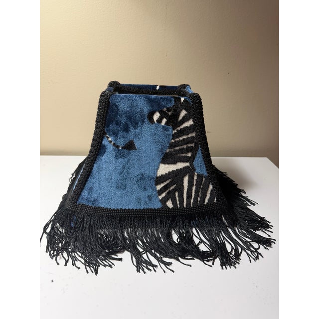 Mid-Century Modern Regal Sapphire Blue Zebra Velvet Lamp Shade With Black Trim & Rayon Fringe For Sale - Image 3 of 7