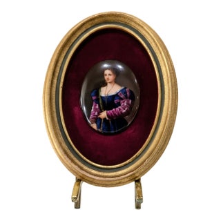 Hand-Painted Porcelain Portrait After Titian's "La Bella" – Gilt Oval Frame For Sale