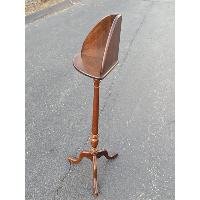 Mid-Century Modern Vintage Solid Mohagonay Pedestal Corner Stand For Sale - Image 3 of 6