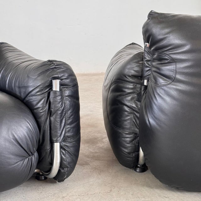 Set of Mid-Century Armchairs by Giuseppe Munari for Poltrona Munari, 1970s For Sale - Image 9 of 17