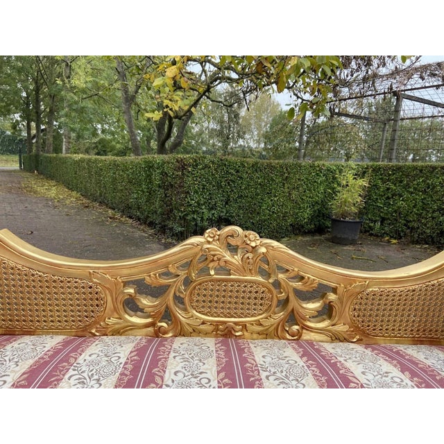1960s French Louis XVI Gold Beech Cane Damask Settee For Sale - Image 6 of 10